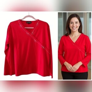 Long Sleeve V-neck Silvertone Details Red Top